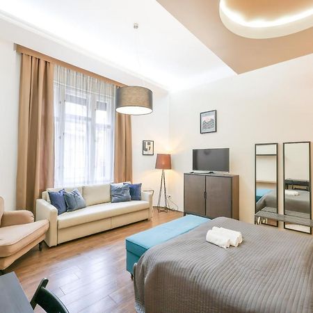 Deluxe Central Apartment With 4Bedrm 2 Bathrm Budapest Exterior foto